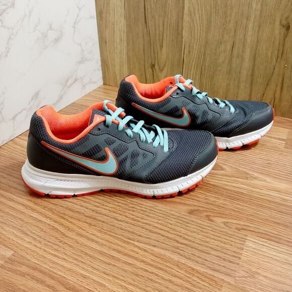 Nike Womens Sz 8 Running Shoes Sneakers Downshifter 6 Gray 684765-018 - Picture 3 of 10